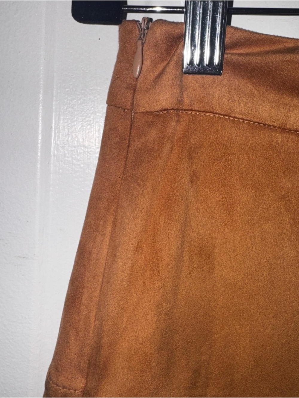 NWT Luredress Camel Faux Suede Fringe Mini Skirt Size L - Picture 7 of 10